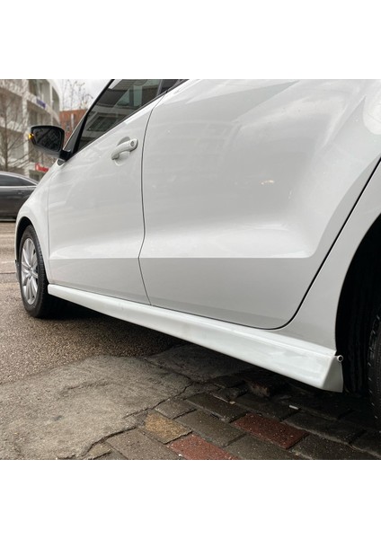 Volkswagen Polo R-Line Yan Marşpiyel (Plastik)