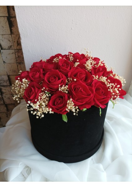 Battal Boy Siyah Kadife Kutuda Kız Isteme Çiçeği/kırmızı Gül Yapay Söz Çiçeği