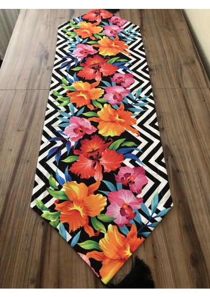 Zigzag Üzerine Renkli Çiçek Desenli Runner