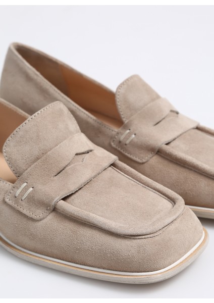 Bej Kadın Loafer indirimleri