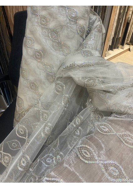 Pul Detaylı Brode Pilesiz Tül Perde Ekstrafor Büzgü modelleri