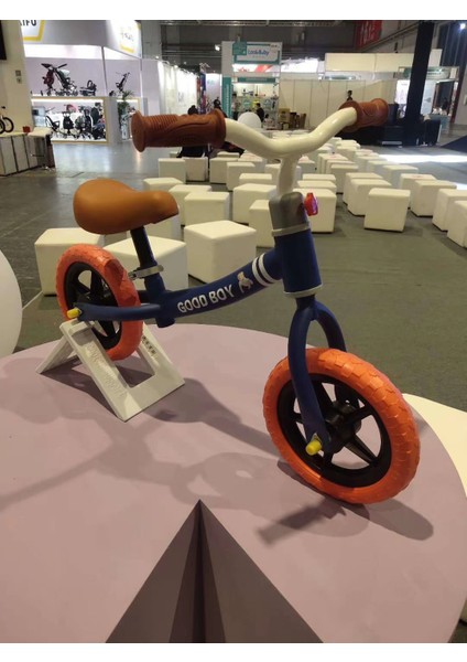 Çocuk Denge Aracı Scooter Çocuk Bisikleti Pedalsız Iki Tekerlekli Scooter Ayarlayabilir (Yurt Dışından)