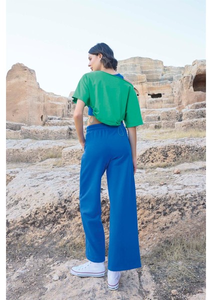 Kadın Kısa Kollu "never Give Up" 3'lü Crop Eşofman Takımı 23090 indirimleri