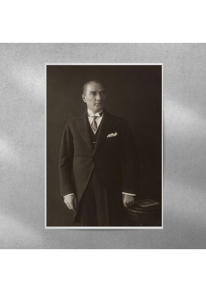Atatürk Posteri 35X50 cm