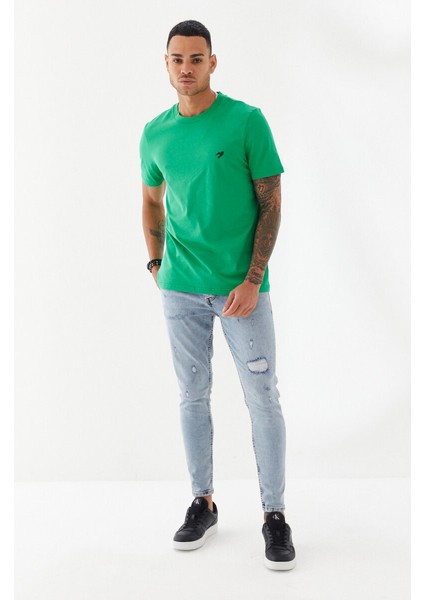 Göğüs Ebabil Silüet Baskı Düz Desen Bisiklet Yaka Regular Fit Tişört Benetton Yeşili