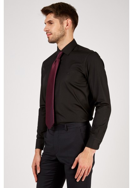 Erkek Siyah Düz Slim Fit Uzun Kol Gömlek