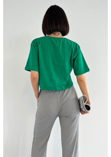 Minimalist Baskılı T-Shirt fiyatları