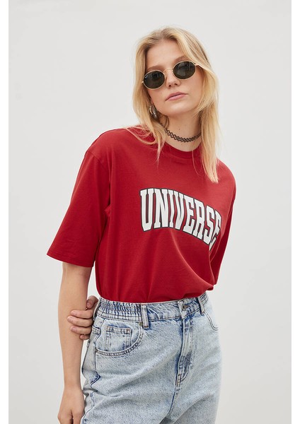 Unıverse T-Shırt fırsatları