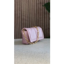 Watch of Royal Kapitone Kadın Pudra Pembe Deri Çapraz Askılı Omuz ve El Çantası Celia