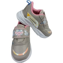 IŞIKLI CİCİMO KIDS COMFORTLİNE ORTAPEDİK KAYDIRMAZ TABAN NEFES ALAN AYAKLAR BAĞCIKLI VE CIRTLI ÇOCUK AYAKKABI