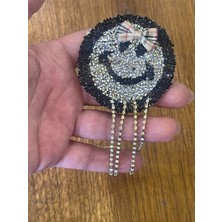 Gönülden Tasarım 7x7 cm Ütü Ile Yapışan Zirkon Taş Püsküllü Gülen Surat Arma Yama Aplike