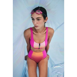 Aure Fermuar Detaylı Fuşya Bikini Üstü-Aysu Türkoğlu Koleksiyonu