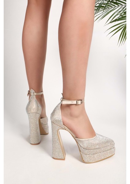 Kadın Shirley Ten Saten Taşlı Platform Topuklu Ayakkabı fırsatları