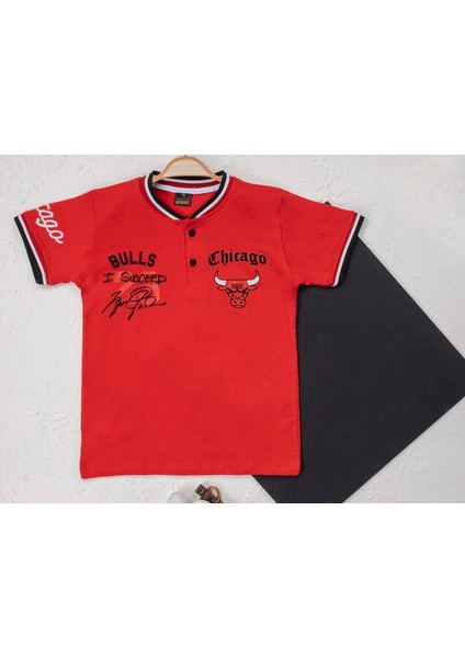 Erkek Çocuk Kırmızı Renk Chicago Bulls Temalı College Yaka Kısa Kollu T-Shirt