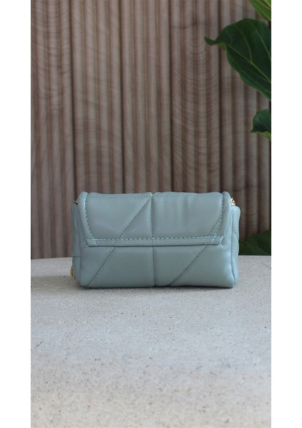 Kapitone Kadın Mini Mint Yeşili Deri Çapraz Askılı Omuz ve El Çantası Celia modelleri