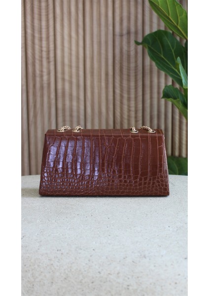 Kahverengi Desenli Çapraz Askılı ve Omuz Çantası Lotus modelleri