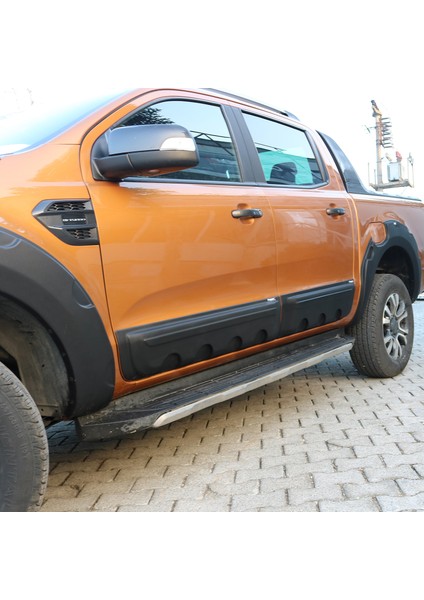 Ford Ranger Wildtrak 4 Parça Komple Kapı Dodik Set 2019 fiyatları