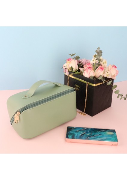 Büyük Kapasiteli Taşınabilir Makyaj Saklama Çantası (Yurt Dışından) modelleri