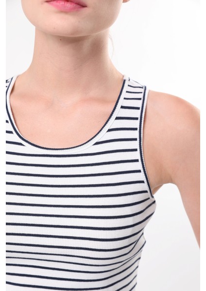 Bisiklet Yaka Çizgili Crop Bluz fiyatları