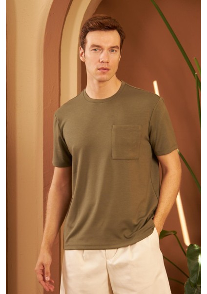Erkek Comfort Fit Cepli T-Shirt Haki MARS25 fırsatları