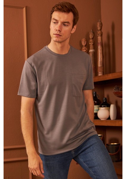Erkek Comfort Fit Cepli T-Shirt Gri MARS25 fiyatları
