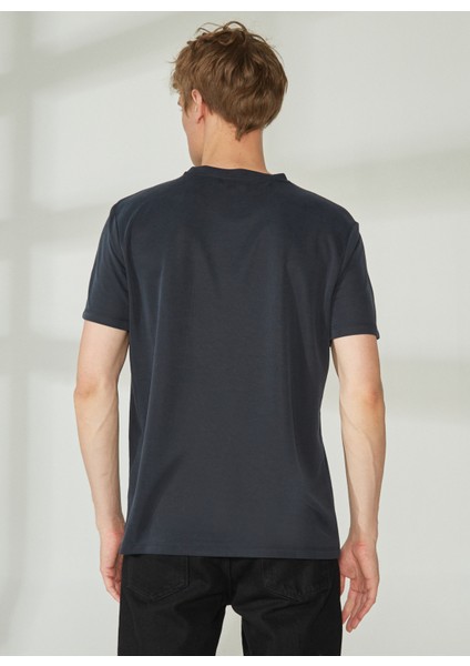 Bisiklet Yaka Baskılı Siyah Erkek T-Shirt PERTA indirimleri