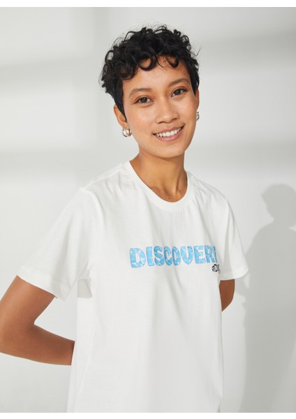 Bisiklet Yaka Baskılı Kırık Beyaz Kadın T-Shirt W-HOLDEN