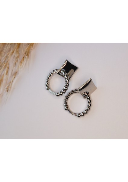 925 Ayar Gümüş Rodyumlu Kadın Kare Sallantılı Trend Kadın Halka Küpe Yılbaşı Yeni Yıl Hediye fırsatları