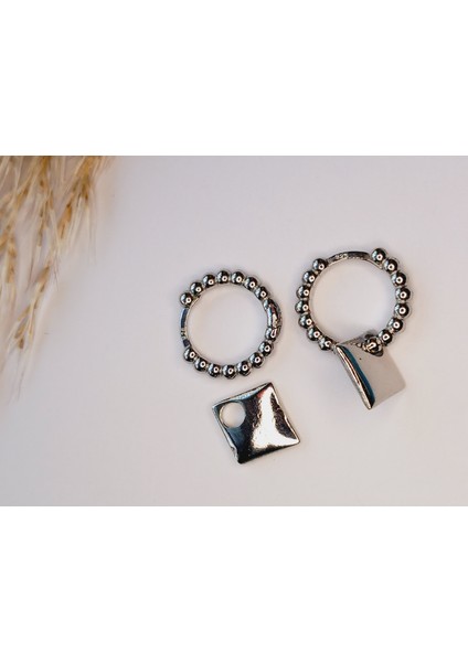 925 Ayar Gümüş Rodyumlu Kadın Kare Sallantılı Trend Kadın Halka Küpe Yılbaşı Yeni Yıl Hediye indirimleri