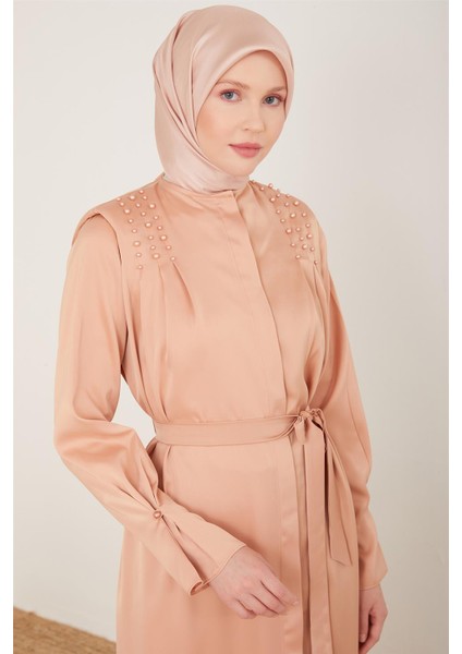 Kolu Daraltılabilen İncili Ferace 23Y8402 Latte modelleri