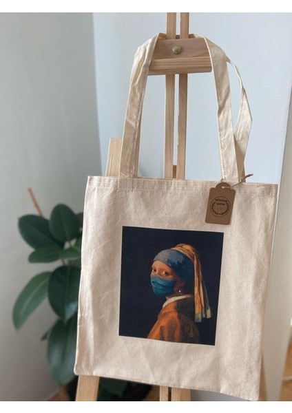 Maskeli Inci Küpeli Kız Bez Çanta