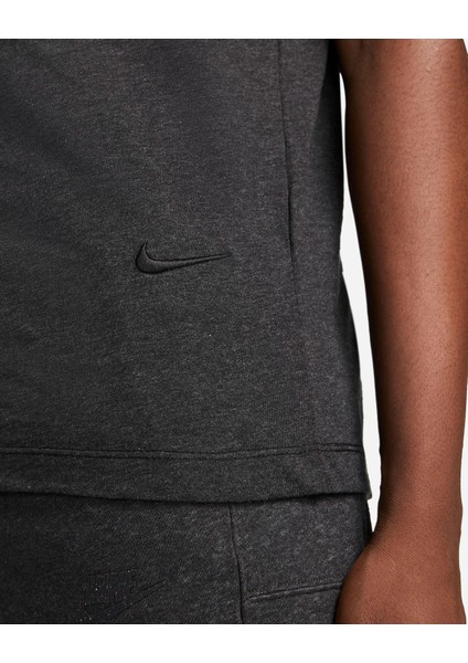 M Nsw Tee Sustaınabılıty Siyah Erkek Tshirt fırsatları