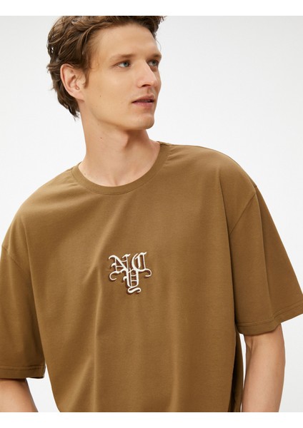 Oversize Tişört Grafiti Baskılı Bisiklet Yaka Pamuklu