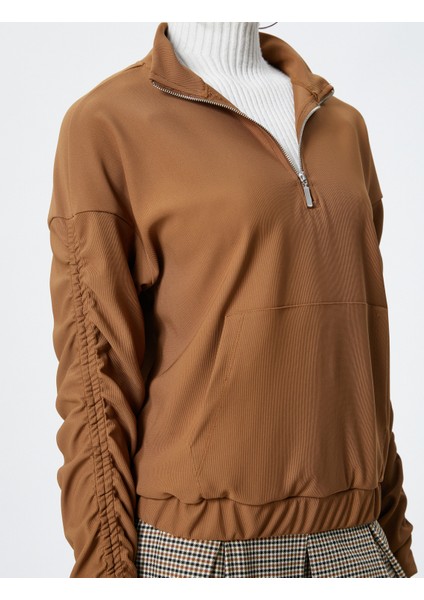 Yarım Fermuarlı Sweatshirt Kanguru Cepli Büzgü Detaylı Dik Yaka
