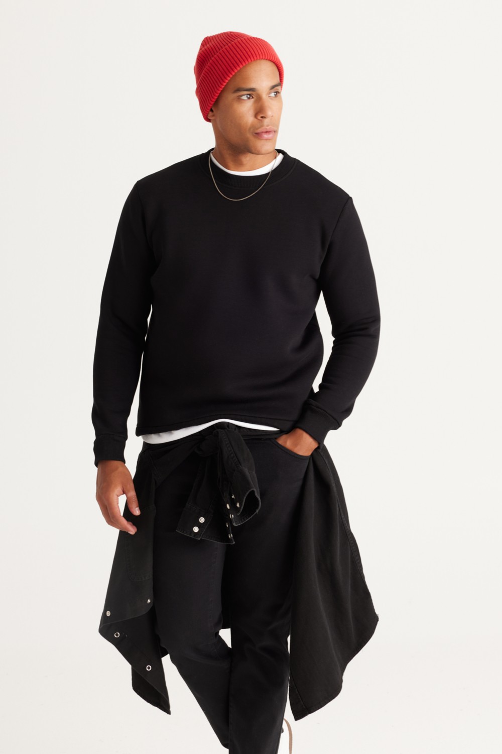 Altınyıldız Classics Erkek Siyah Standart Fit Normal Kesim Içi Polarlı 3 Iplik Bisiklet Yaka Pamuklu Sweatshirt