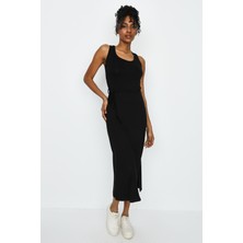 Select Moda Kadın Beli Kuşaklı Yırtmaçlı Uzun Elbise