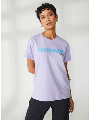 Discovery Expedition Bisiklet Yaka Baskılı Lila Kadın T-Shirt W-HOLDEN