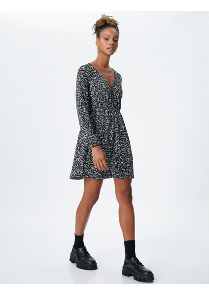 Çiçekli Mini Elbise Uzun Kollu V Yaka