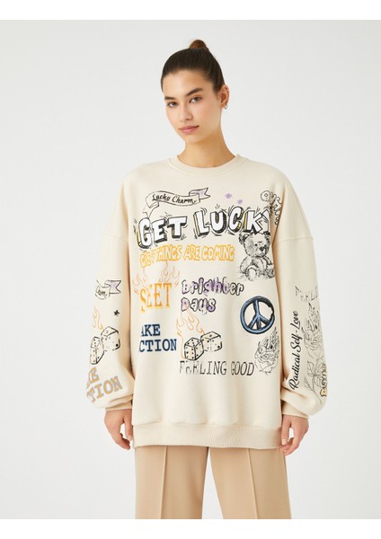 Oversize Sweatshirt Grafiti Baskılı Bisiklet Yaka Uzun Kollu modelleri