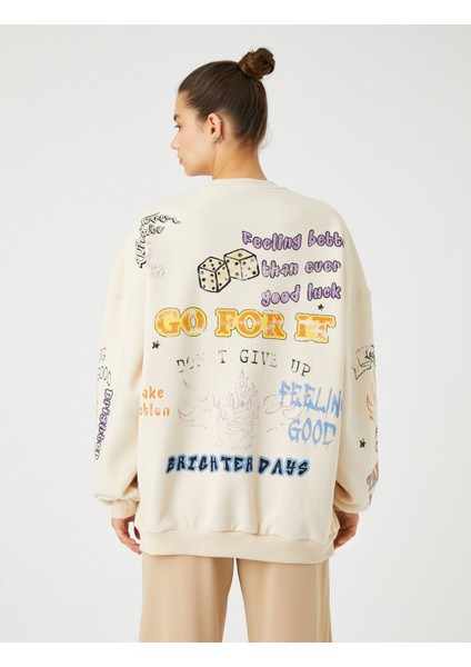 Oversize Sweatshirt Grafiti Baskılı Bisiklet Yaka Uzun Kollu fırsatları