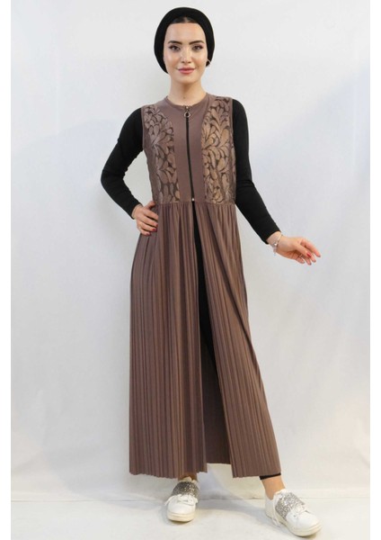 Ceren Gündoğdu Butik Piliseli Yelek MC714 Vizon