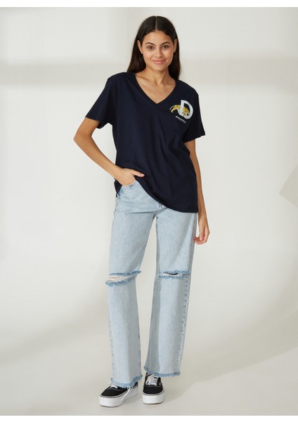 V Yaka Baskılı Lacivert Kadın T-Shirt W-MERCAN fiyatları