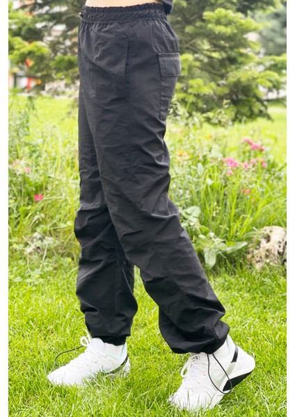 Çocuk Unisex Paçaları Elastik Jogger Paraşüt Kumaş PANTOLON-PNT-0031