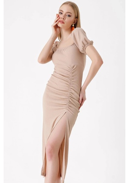 Kadın Bej Yırtmaçlı Yazlık Örme Elbise HZL23S-BD123961