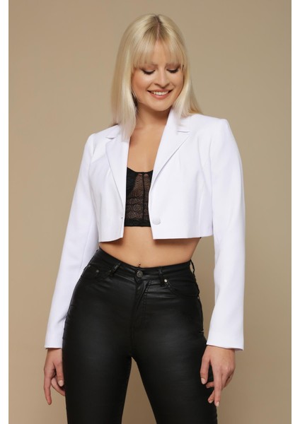Kadın Tek Düğme Kapamalı Crop Blazer Ceket