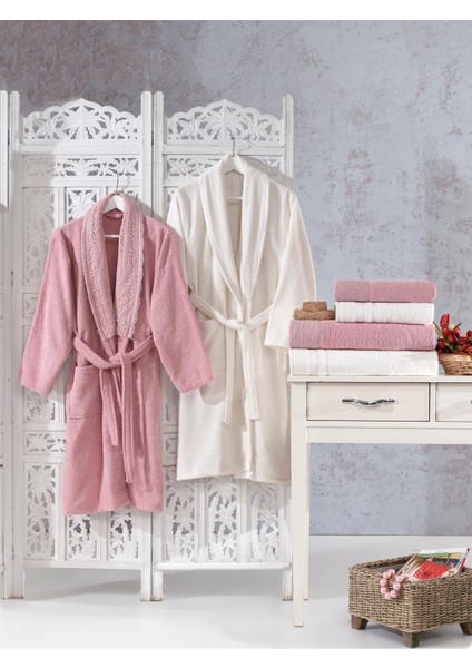 Pamuk Dantelli Güpürlü 6 Parça Aile Bornoz Seti,bornoz Takımı,çeyiz Seti