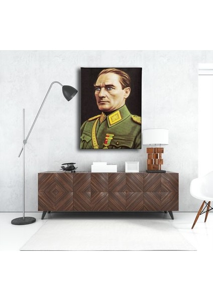 Asker Kıyafetli Atatürk Portresi Kanvas Tablo