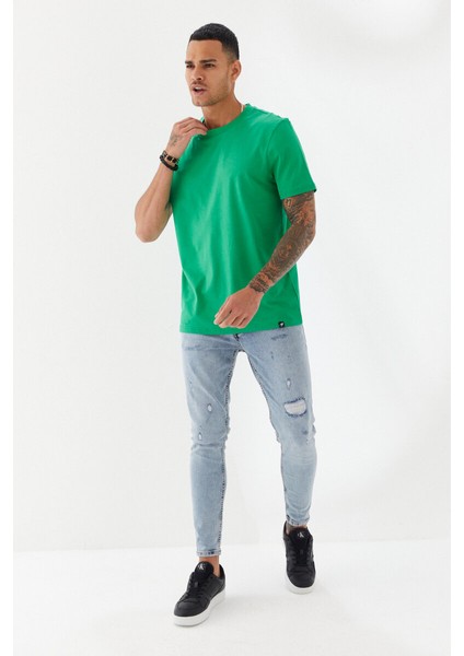 Etek Ucu Ebabil Silüet Baskı Düz Desen Bisiklet Yaka Regular Fit Tişört Benetton Yeşili