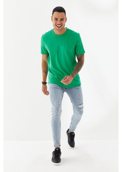 Etek Ucu Ebabil Silüet Baskı Düz Desen Bisiklet Yaka Regular Fit Tişört Benetton Yeşili fiyatları