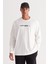 Erkek Kırık Beyaz Oversize Fit Uzun Kollu Bisiklet Yaka %100 Pamuk Baskılı Tişört 2